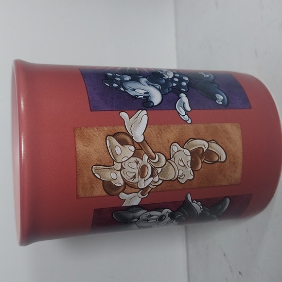 Walt Disney World Minnie Mouse mug - Picture 2 of 7
